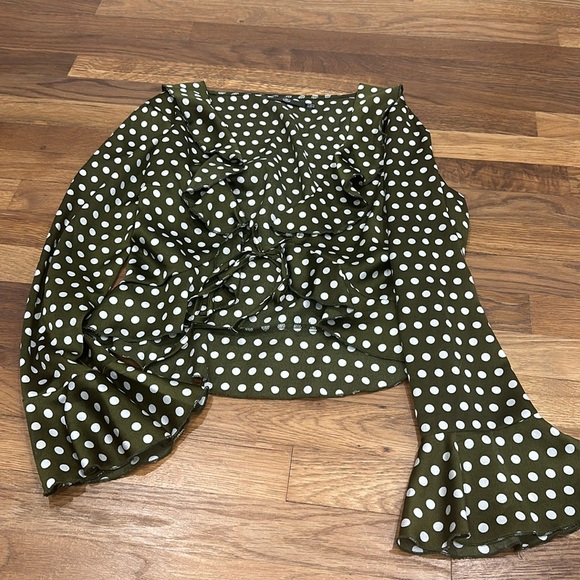 Front tie polka dot top - Picture 1 of 2